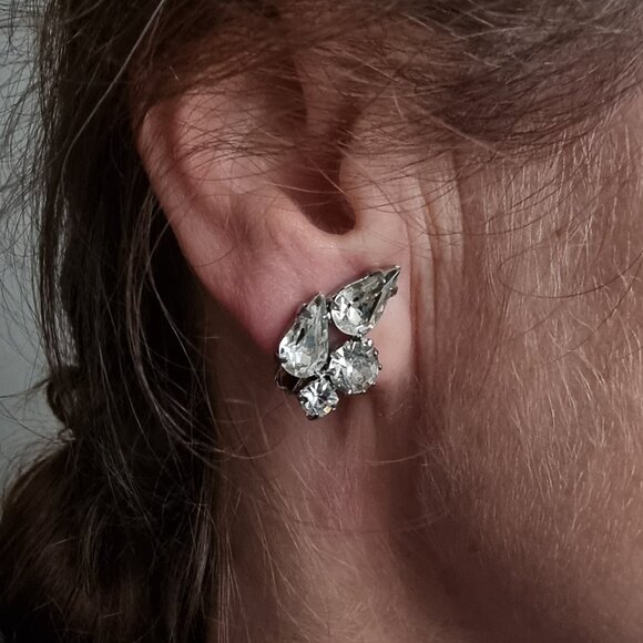 Vintage WEISS Signed 1950s Shining Sparkling Clear Rhinestones Flower Earrings C - Picture 7 of 7